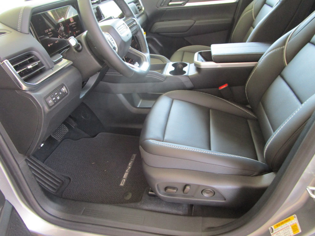 New 2027 GMC Terrain Denali AWD/4WD image 25