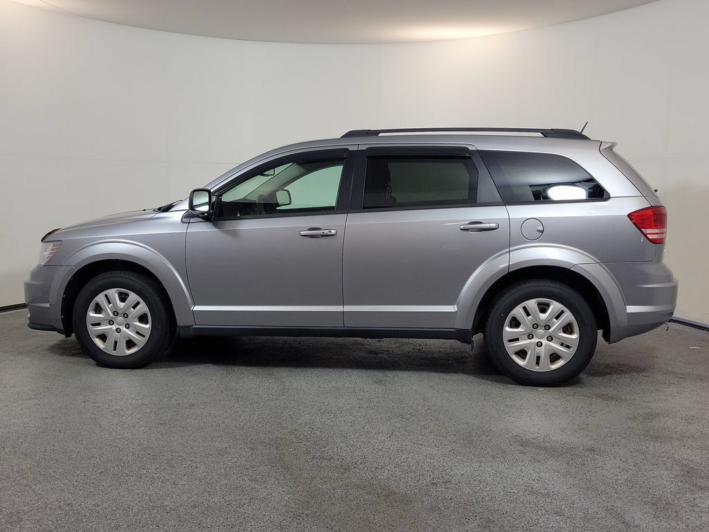 Used 2016 Dodge Journey SE w/ Flexible Seating Group FWD image 4