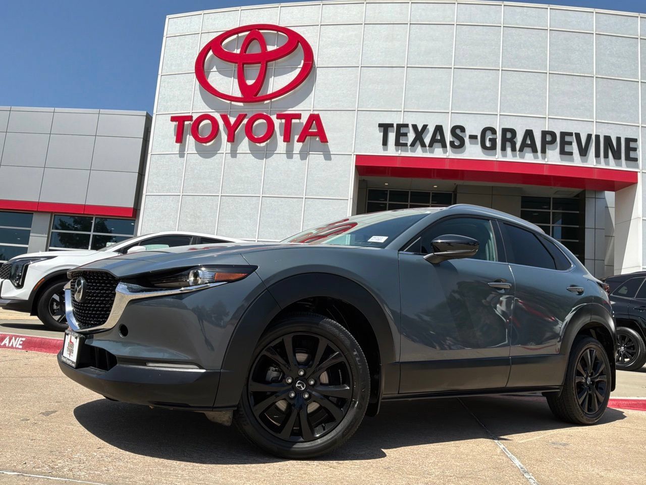Used 2023 MAZDA CX-30 AWD 2.5 S w/ Preferred Package image 2