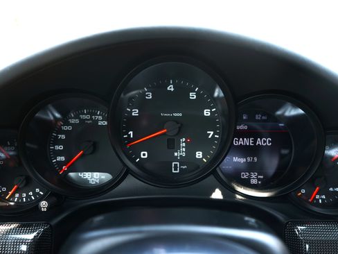 Used 2017 Porsche 911 Carrera RWD image 29