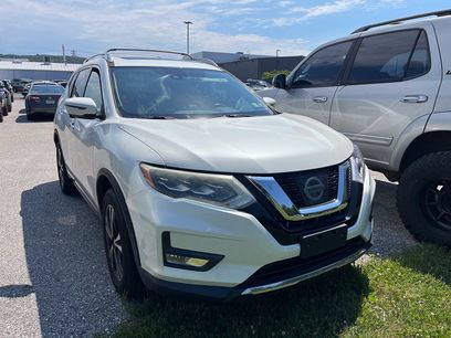 Used 2017 Nissan Rogue SL w/ SL Premium Package