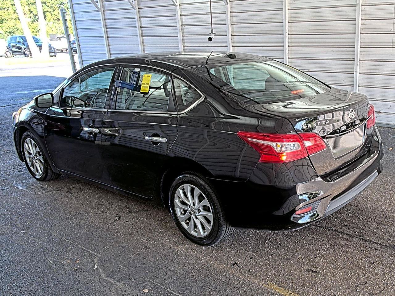 Used 2018 Nissan Sentra SV FWD image 5