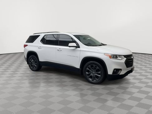 Used 2020 Chevrolet Traverse RS w/ LPO, Floor Liner Package image 41