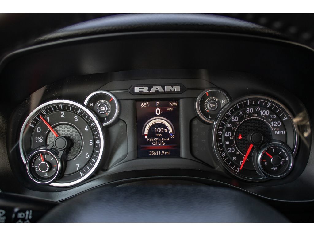 Used 2023 RAM 1500 Big Horn AWD/4WD image 36