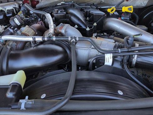 Used 2019 Ford F350 Lariat w/ Chrome Package image 22