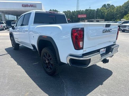 Used 2024 GMC Sierra 2500 SLE w/ SLE Value Package; AWD/4WD image 3