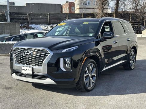 Used 2022 Hyundai Palisade Limited image 8
