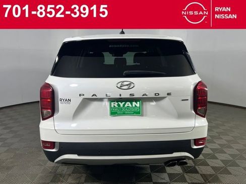 Used 2022 Hyundai Palisade SE image 6