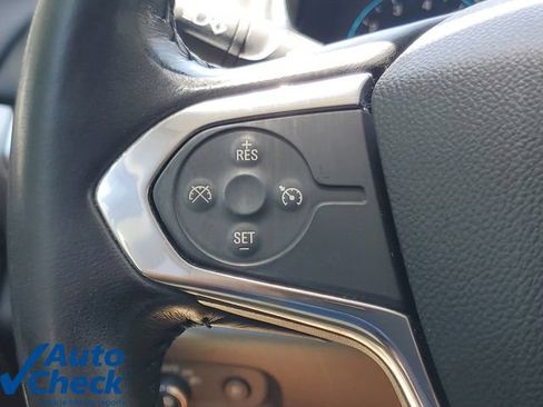 Used 2019 Chevrolet Traverse LT FWD image 23