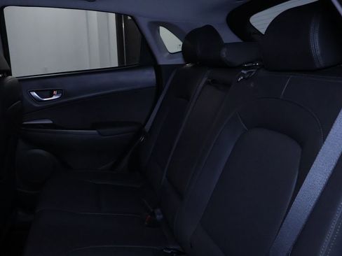 Used 2023 Hyundai Kona Limited AWD/4WD image 16
