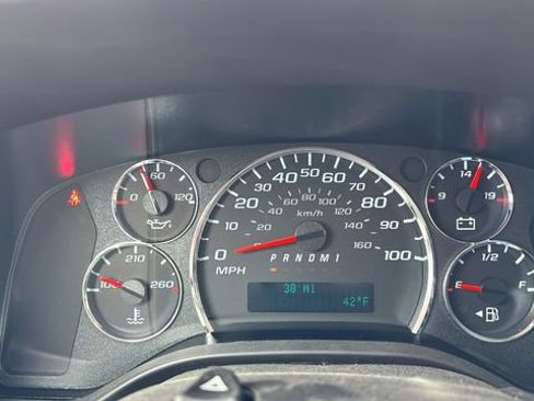 New 2025 Chevrolet Express 3500 w/ Power Convenience Package RWD image 24