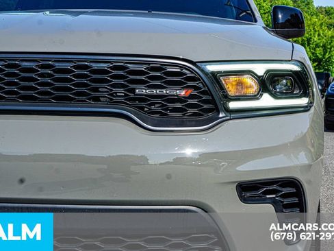 Used 2025 Dodge Durango GT RWD image 11