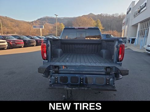 Used 2024 GMC Sierra 1500 SLT w/ SLT Premium Plus Package image 7