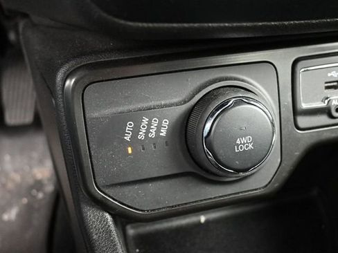 Used 2022 Jeep Renegade Altitude w/ Sun/Sound Group image 25