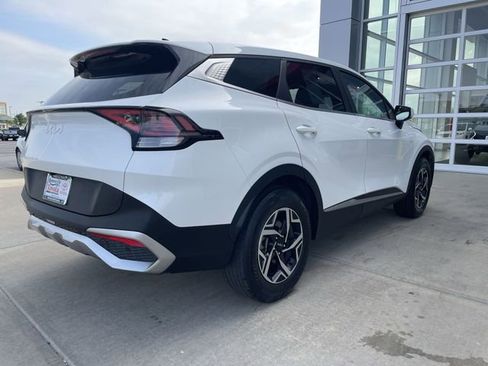 Used 2025 Kia Sportage LX FWD image 34