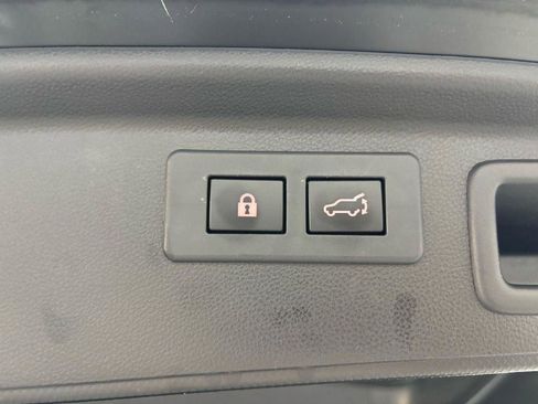 Used 2021 Subaru Forester Limited image 37