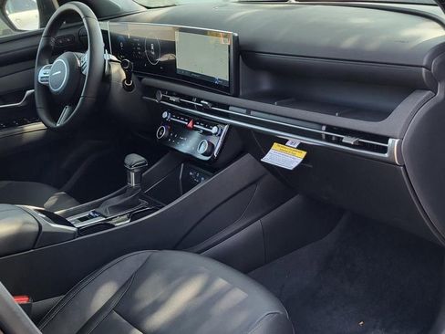 New 2025 Hyundai Santa Cruz Limited image 11