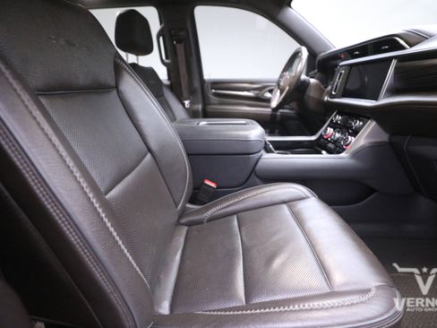 Used 2021 GMC Yukon Denali image 11