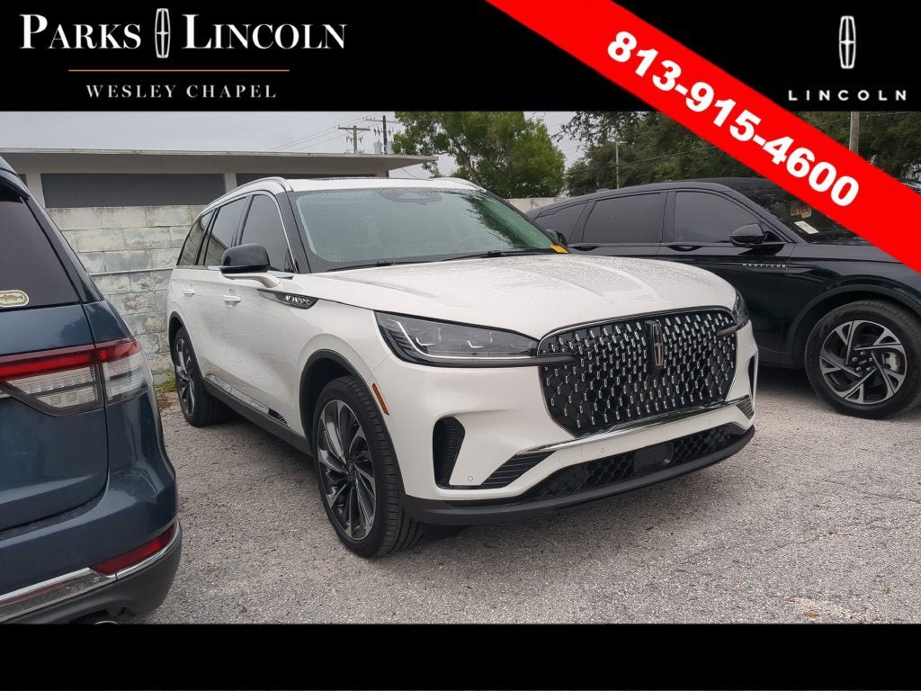 Used 2026 Lincoln Aviator Reserve AWD/4WD image 1
