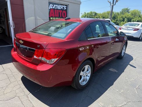 Used 2016 Chevrolet Cruze LT w/ Technology Package FWD image 6