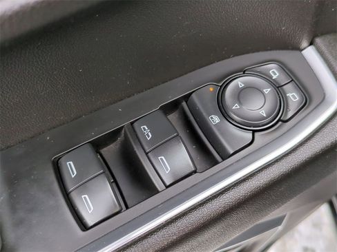 Certified 2024 Chevrolet Silverado 1500 LT image 23