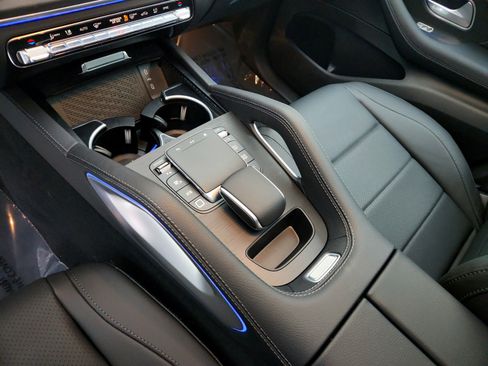Certified 2025 Mercedes-Benz GLE 350 4MATIC image 17