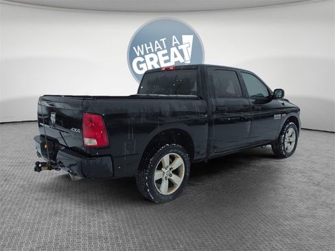 Used 2015 RAM 1500 Express image 3