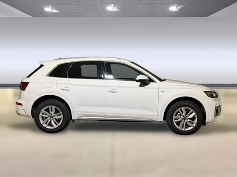 Used 2023 Audi Q5 2.0T Premium w/ Convenience Package AWD/4WD image 8