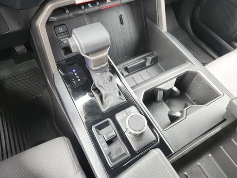 Certified 2025 Toyota Tundra SR5 w/ SR5 Convenience Package AWD/4WD image 19