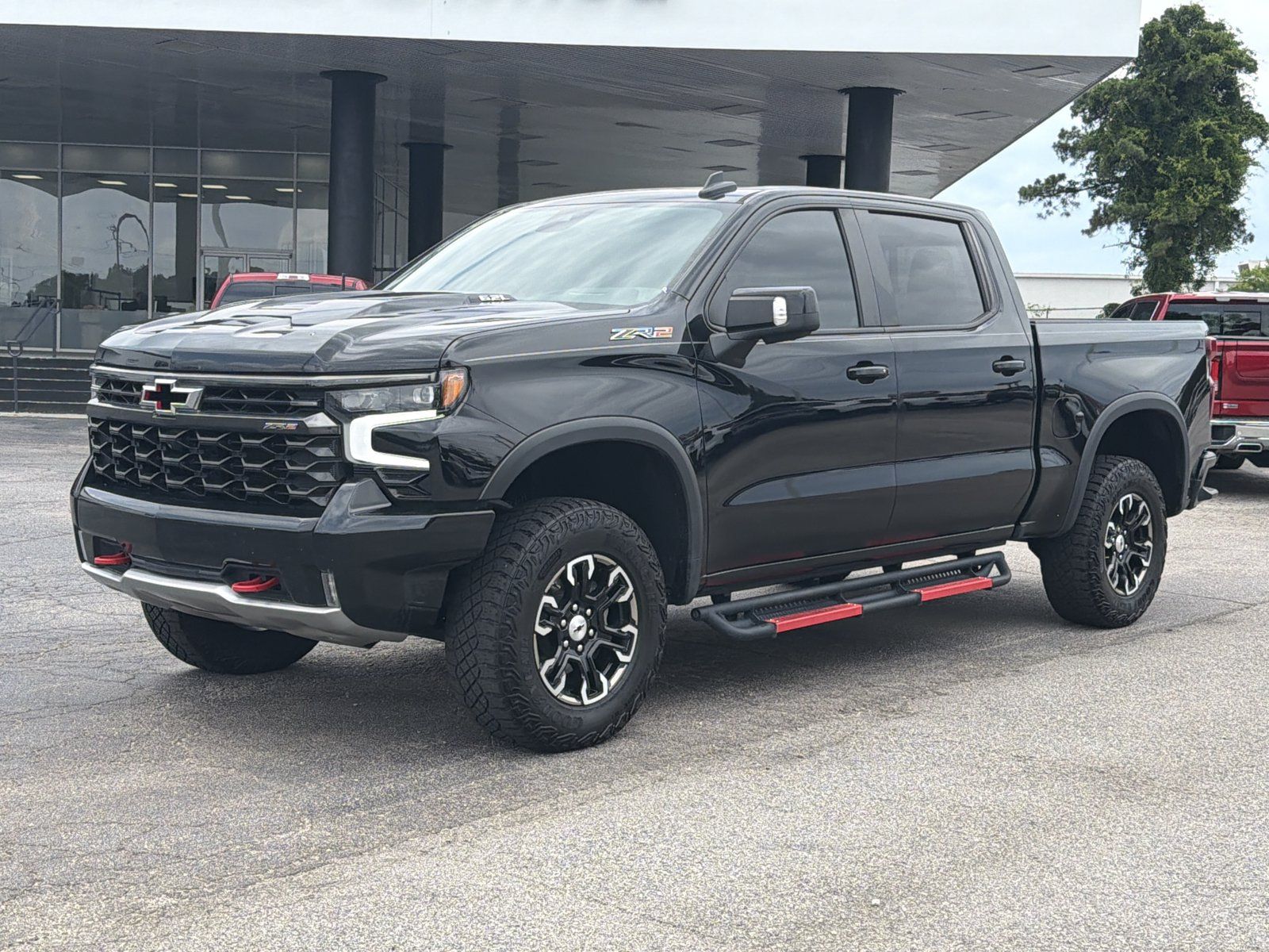 Used 2023 Chevrolet Silverado 1500 ZR2 w/ Technology Package AWD/4WD image 7