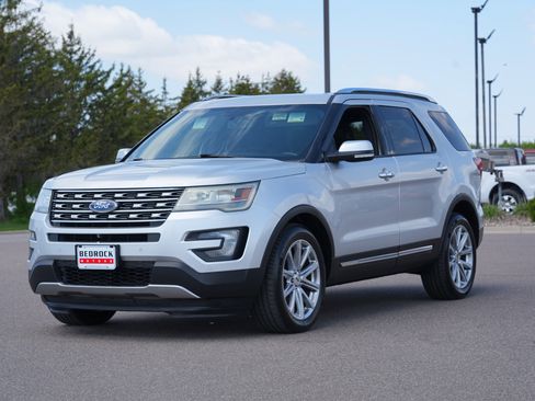 Used 2016 Ford Explorer Limited AWD/4WD image 7