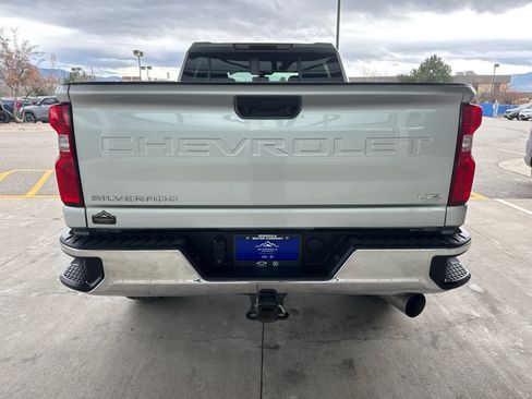 Used 2022 Chevrolet Silverado 3500 LTZ image 5