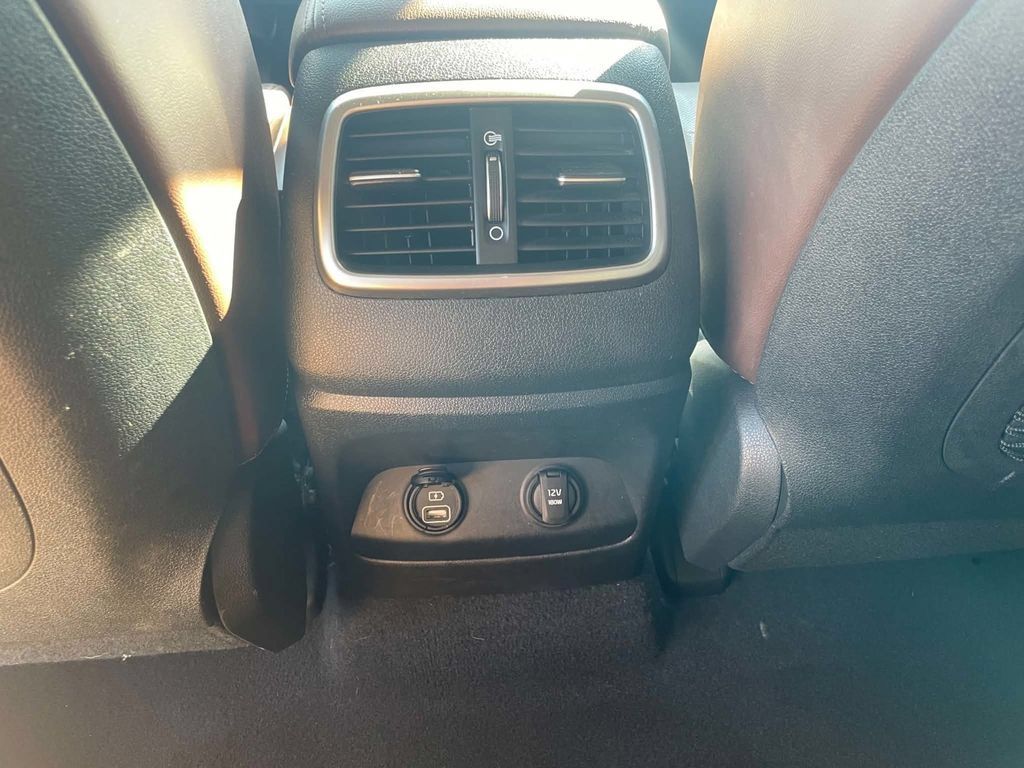 Used 2020 Kia Sorento SX FWD image 28