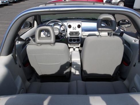 Used 2007 Chrysler PT Cruiser Convertible w/ Spring Special Group FWD image 12