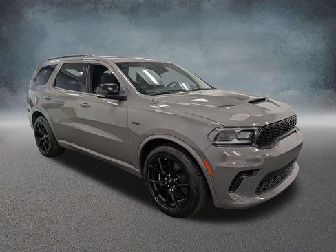 Used 2025 Dodge Durango R/T AWD/4WD image 3