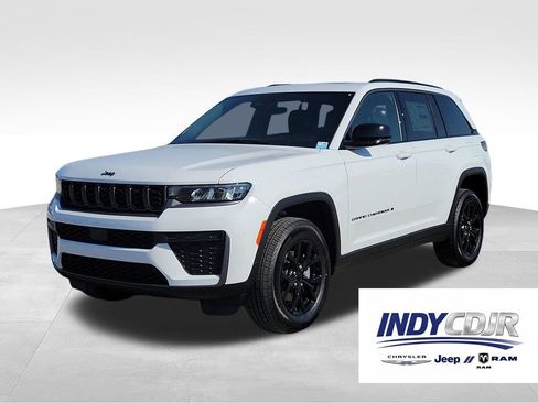 New 2026 Jeep Grand Cherokee Altitude AWD/4WD image 1
