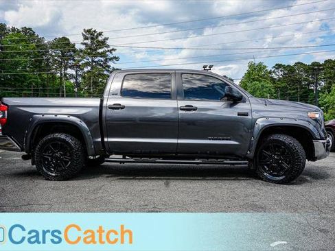Used 2019 Toyota Tundra SR5 w/ SR5 Upgrade Package AWD/4WD image 2