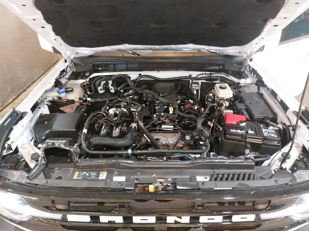 Used 2024 Ford Bronco Outer Banks AWD/4WD image 30