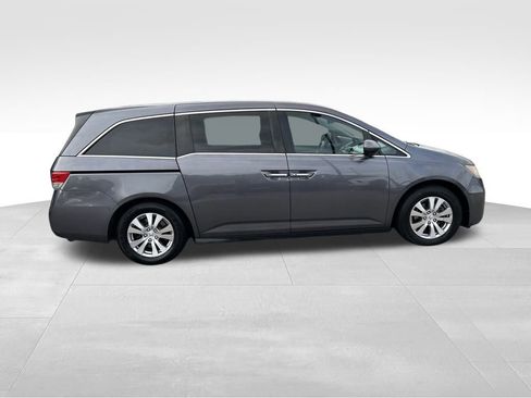 Used 2016 Honda Odyssey SE image 6