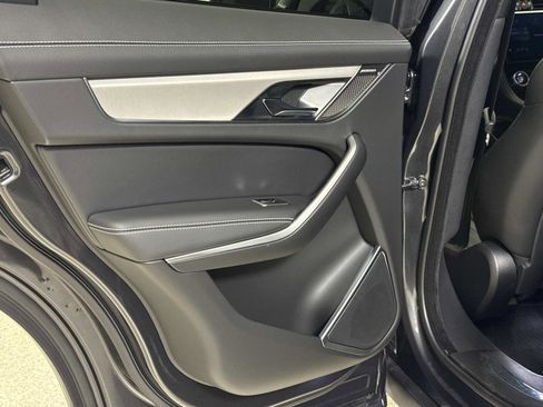 Certified 2026 Jaguar F-PACE R-Dynamic S AWD/4WD image 13