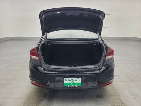 Used 2019 Hyundai Elantra SEL FWD image 29