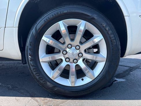Used 2014 Buick Enclave Premium AWD/4WD image 31