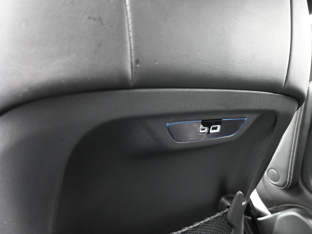 New 2026 Chrysler Pacifica Select w/ S Appearance Package FWD image 30
