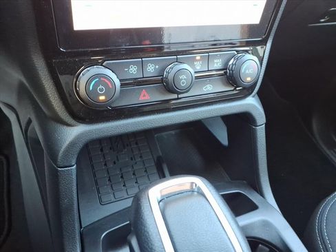 Used 2024 Ford Ranger XLT w/ FX4 Off-Road Package image 47