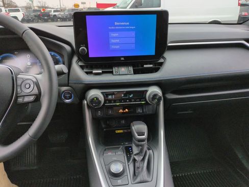 Used 2024 Toyota RAV4 XSE w/ Advanced Technology Package image 17