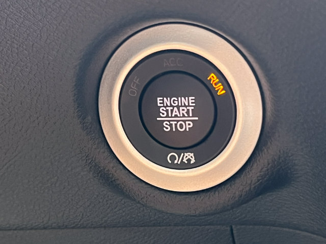 New 2027 Chrysler Pacifica Select FWD image 26