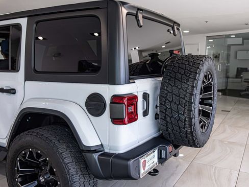 Used 2021 Jeep Wrangler Unlimited Sahara w/ Safety Group AWD/4WD image 14