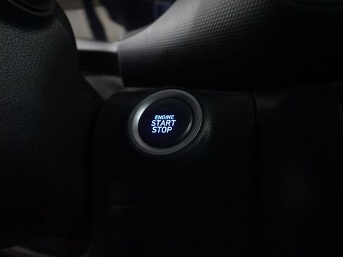 Used 2022 Hyundai Kona SEL AWD/4WD image 30