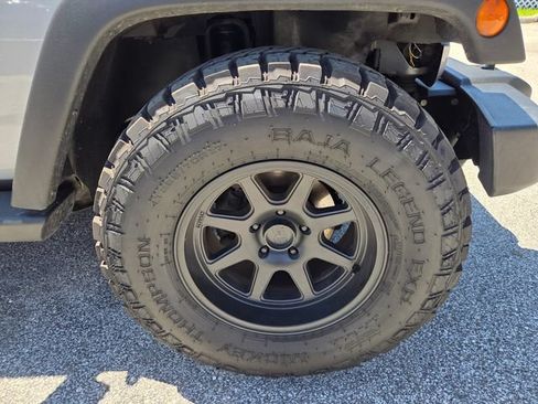 Used 2013 Jeep Wrangler Unlimited Sport AWD/4WD image 6