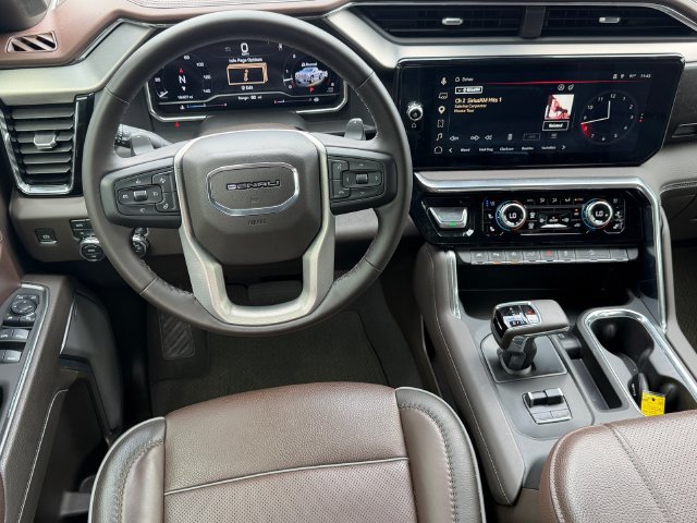 Used 2025 GMC Sierra 1500 Denali AWD/4WD image 17